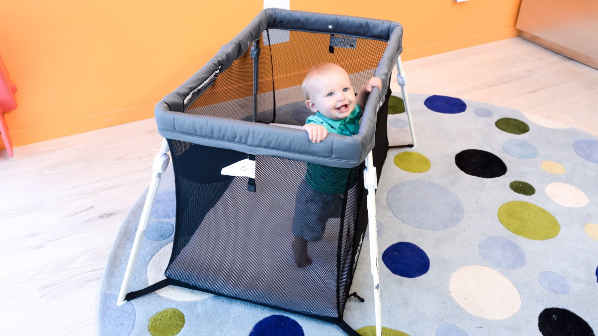 Lotus Travel Crib: Why The Zipper Access & No Weight Limit Matter